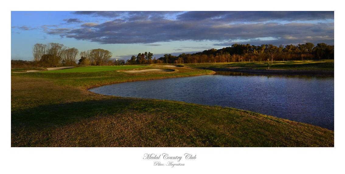 Medal Country Club