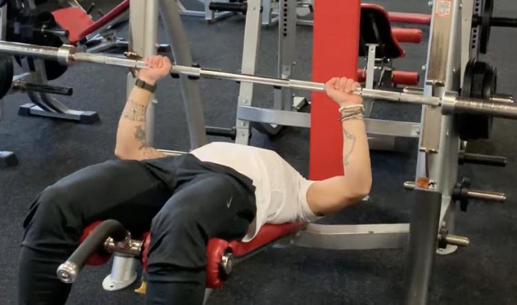 221 - Pecs