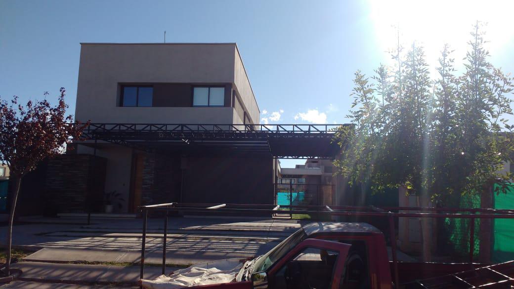 SB Construcciones Metálicas de Silvestrini Carlos & Battistoni Anibal