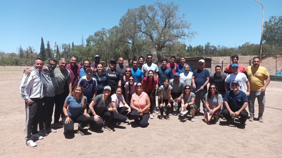 Exitoso cierre de las 1° Jornadas de Actualización Profesional en Sóftbol para Profesores de Educación Física de Mendoza