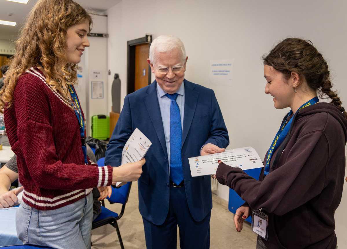 sCOVa i COV. sCOVa i COV.