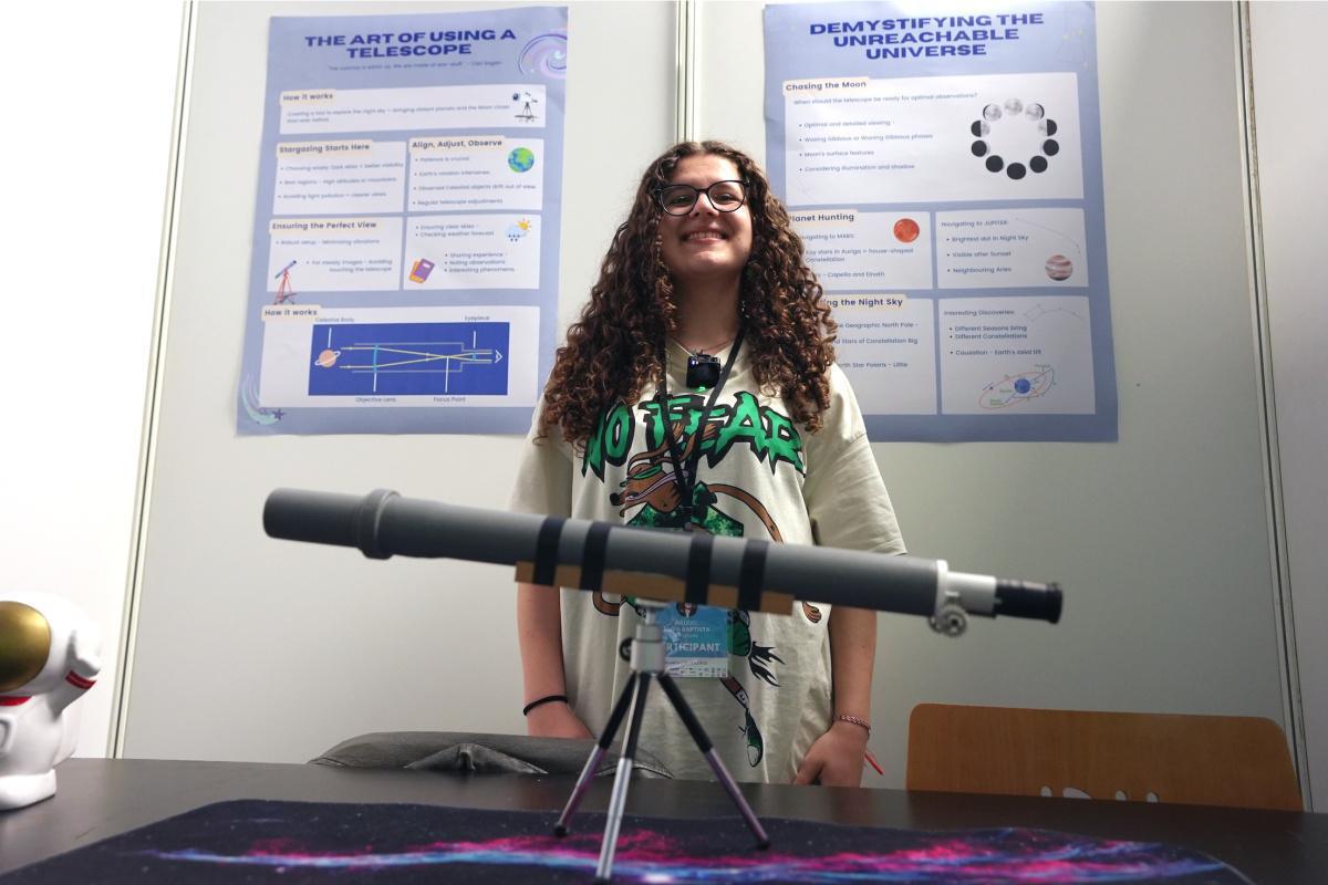 L'art d'utiliser un téléscope : démystifier l'univers inaccessible