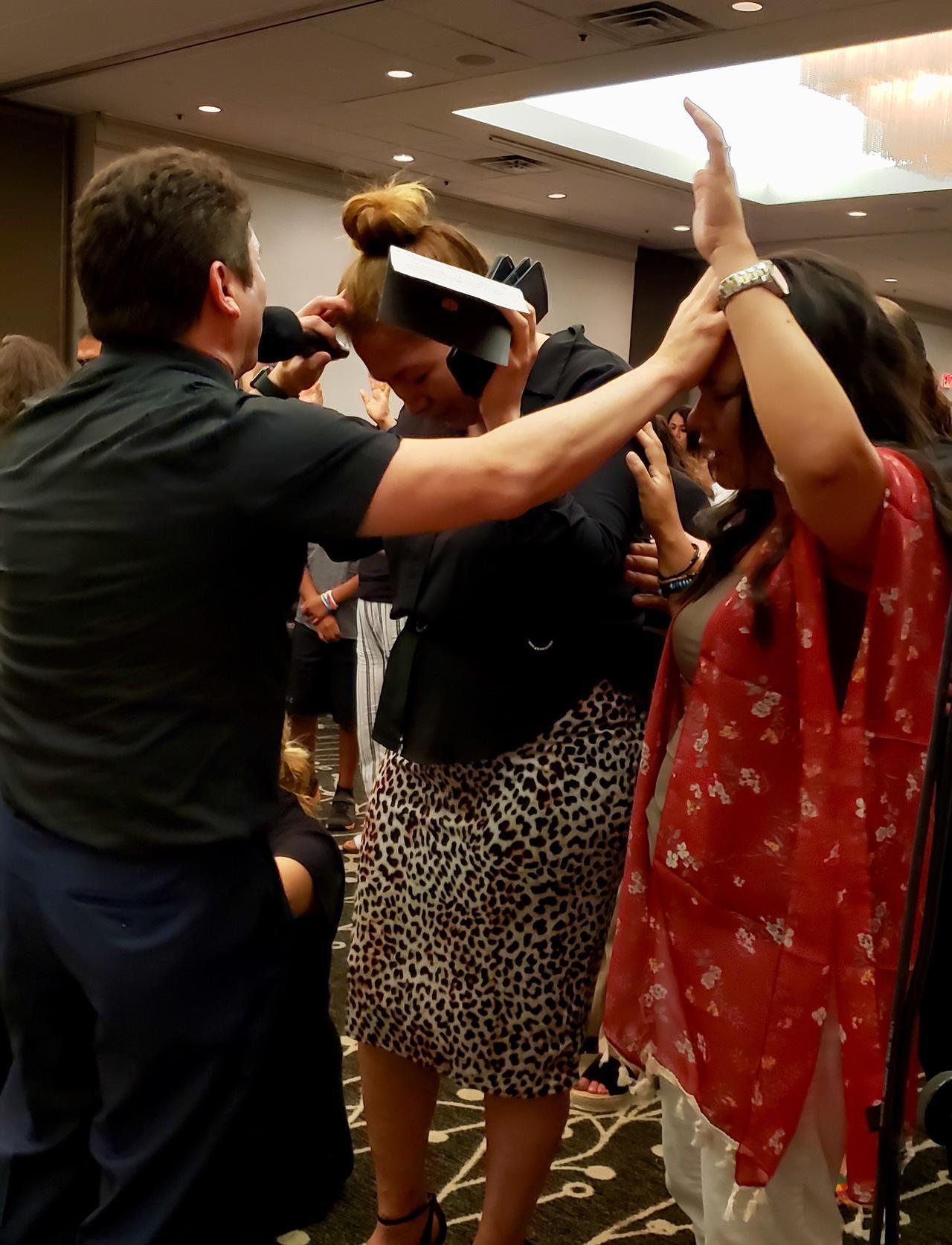 C960049B-8CF8-4556-B823-C5577870BD92