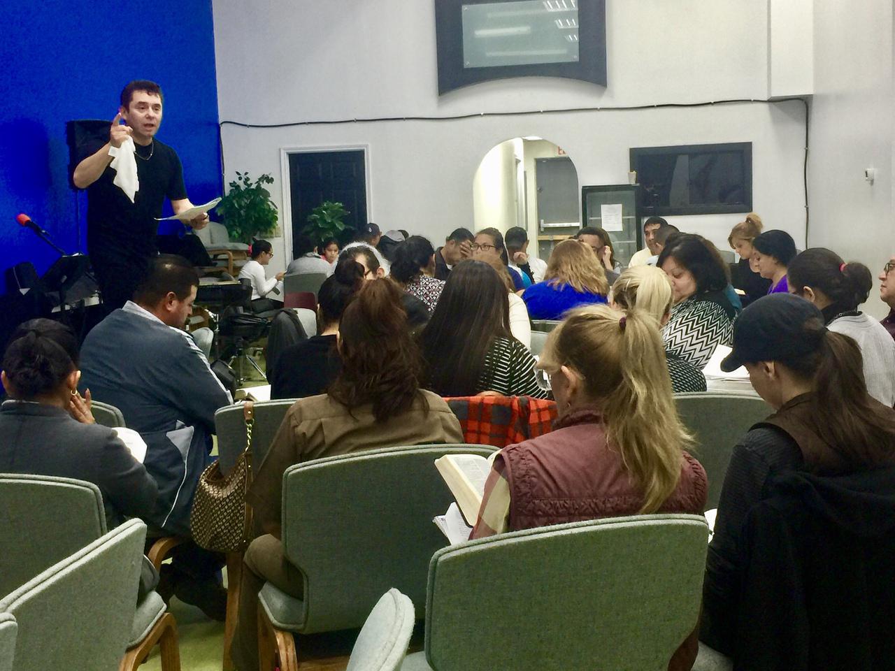 Mentorando obreros durante el discipulado.