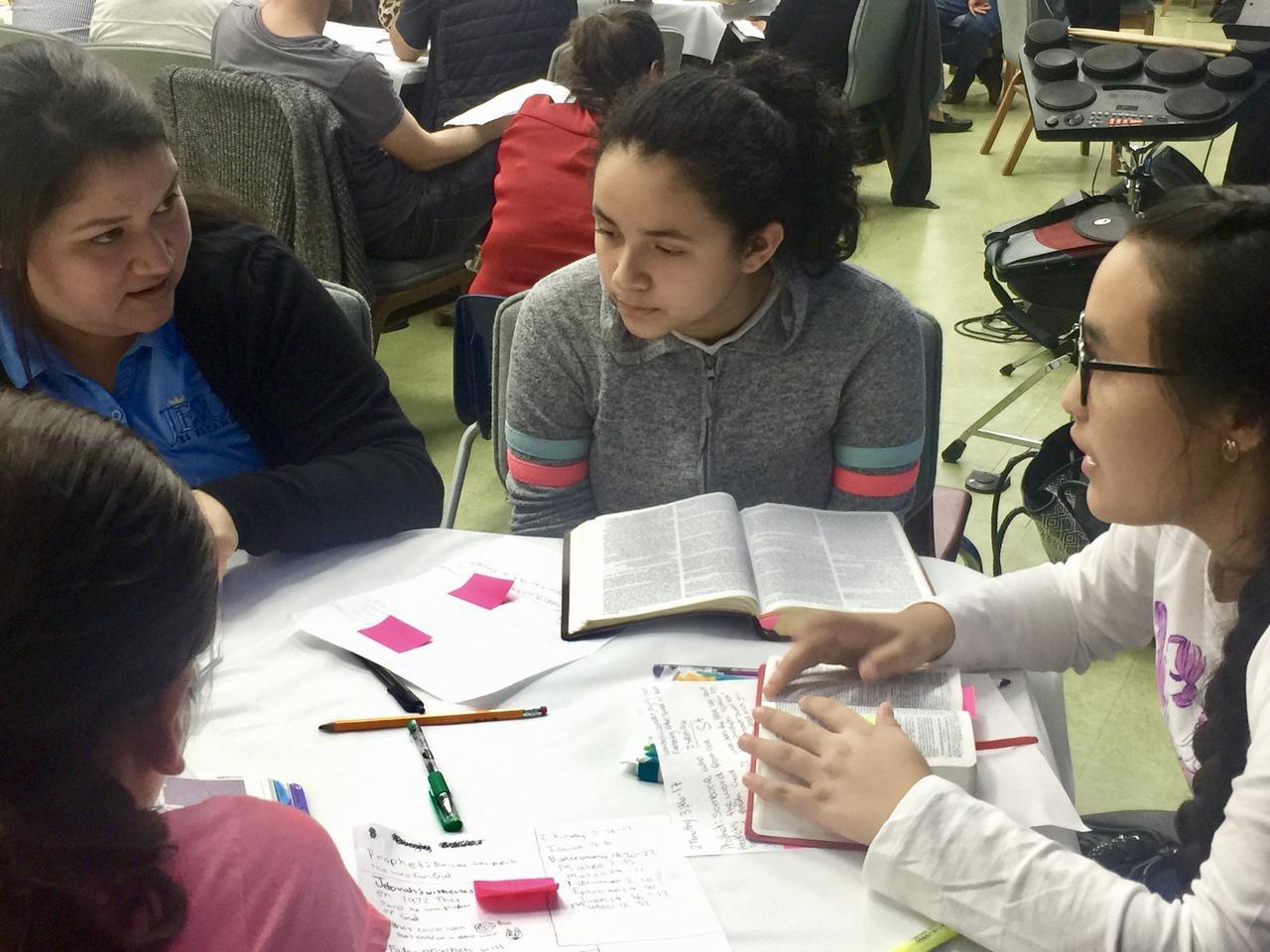 Mentores apasionados para preparar a la siguiente generación.