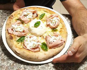 La Cascina Ristorante Pizzeria Descrizione La Cascina Ristorante Pizzeria Descrizione