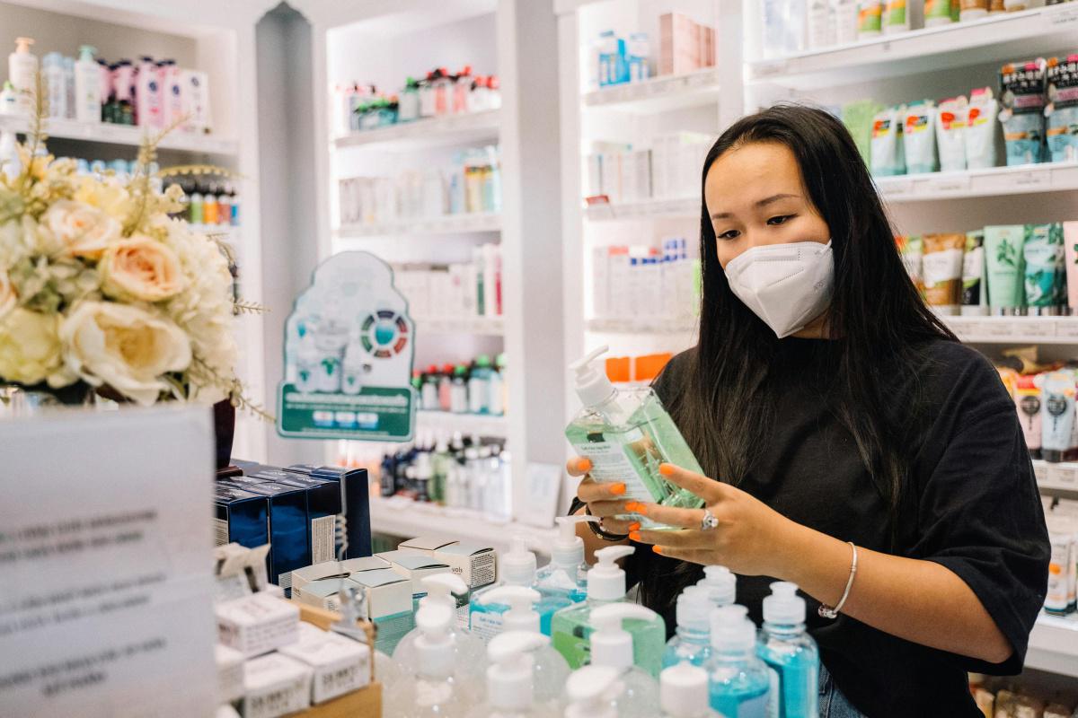 Les Préparateurs en Pharmacie EN COLERE Les Préparateurs en Pharmacie EN COLERE