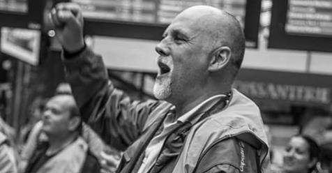 Pétition : Soutien à Eric Bezou Pétition : Soutien à Eric Bezou