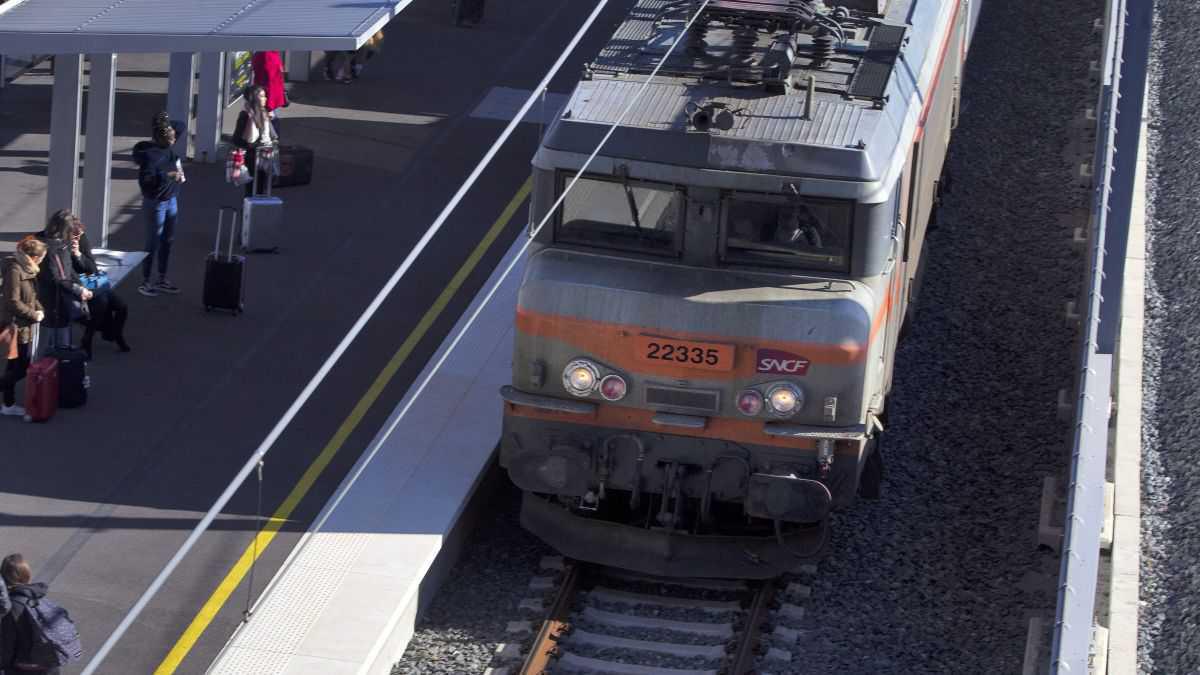 La SNCF supprime les trains Intercités Strasbourg-Paris: tant pis pour les usagers du Grand Est(France Info)