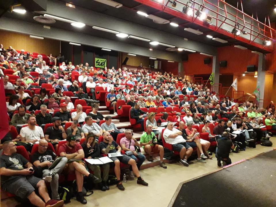 Photos : 8ème Congrès de la Fédération des Syndicats SUD-Rail aux "Karellis".