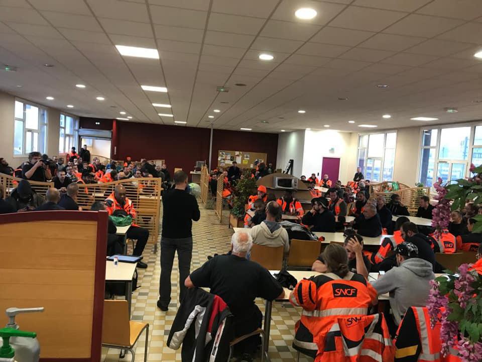 Technicentre le Landy : Seule la lutte paie ! Technicentre le Landy : Seule la lutte paie !