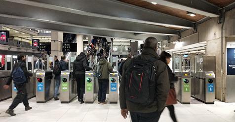 Grève illimitée à partir du 5 décembre : ne pas payer ses tickets RATP et SNCF, une bonne idée ? Grève illimitée à partir du 5 décembre : ne pas payer ses tickets RATP et SNCF, une bonne idée ?
