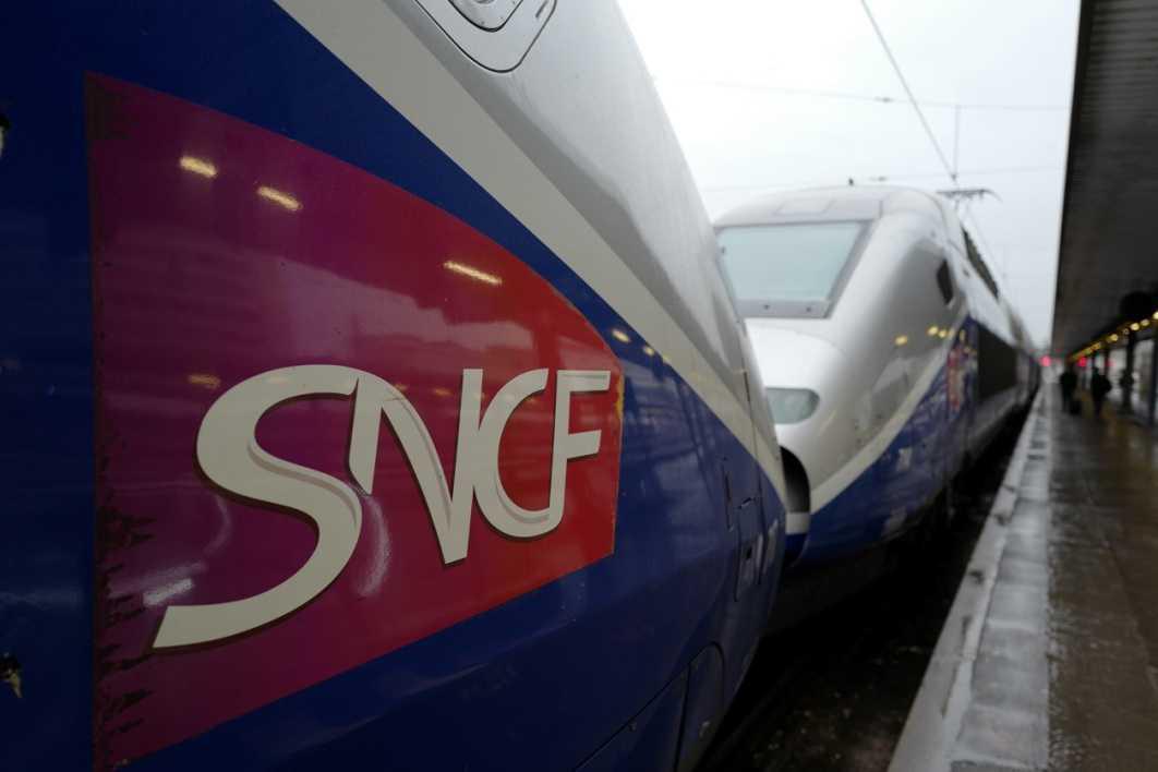 Grève dans les Technicentres SNCF: action coup de poing des cheminots, des retards à la gare Part-Dieu