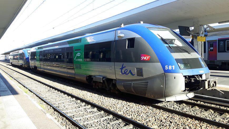 Un TER Nancy-Strasbourg percute des agents SNCF : au moins un mort et deux blessés Un TER Nancy-Strasbourg percute des agents SNCF : au moins un mort et deux blessés