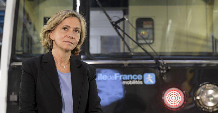 Pécresse prévoit d'ouvrir vite à la concurrence trois lignes du Transilien