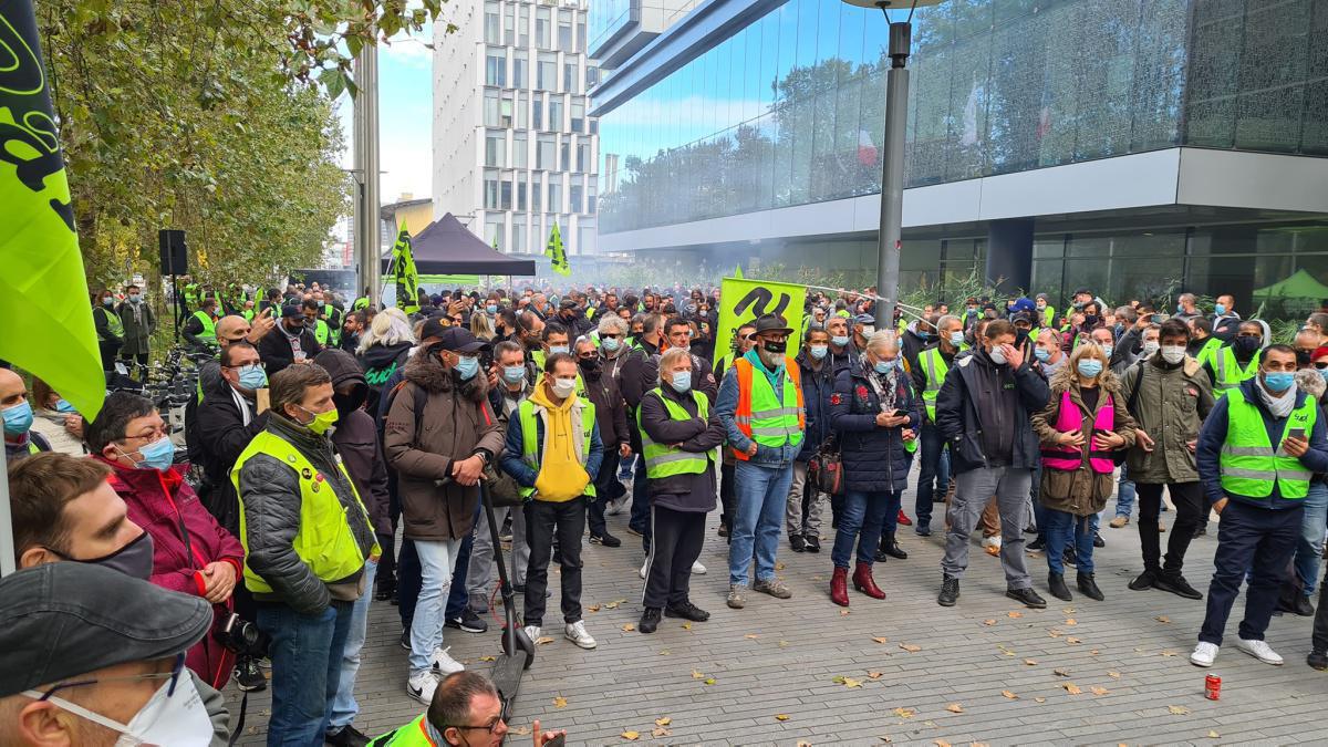 Rassemblement du 15/10/20 devant le Conseil Régional des Hauts de France