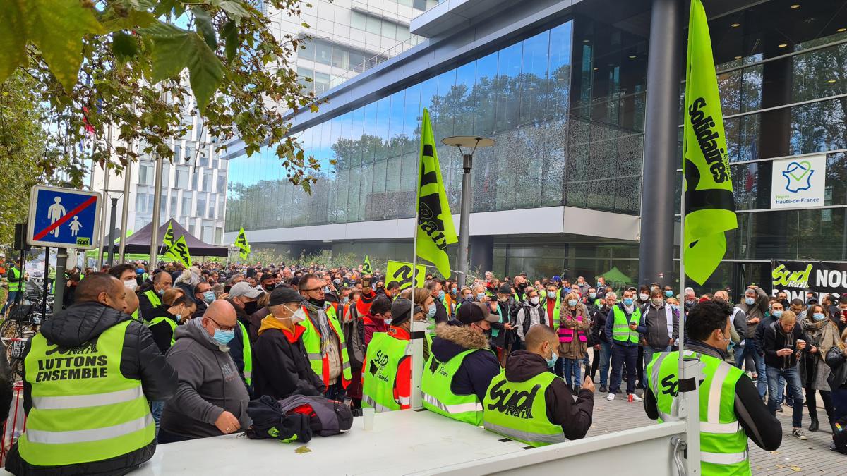 Rassemblement du 15/10/20 devant le Conseil Régional des Hauts de France