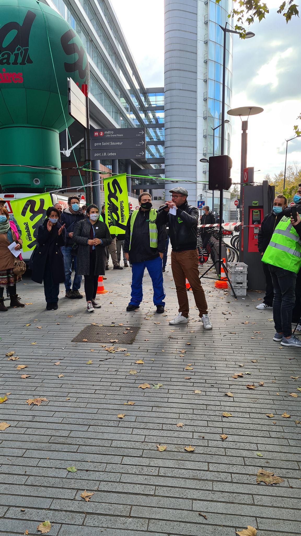 Rassemblement du 15/10/20 devant le Conseil Régional des Hauts de France