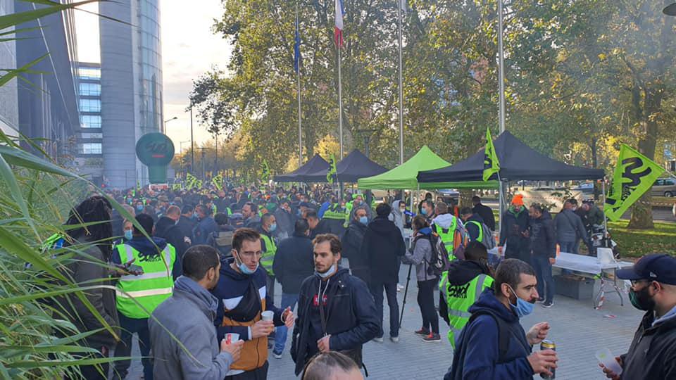 Rassemblement du 15/10/20 devant le Conseil Régional des Hauts de France