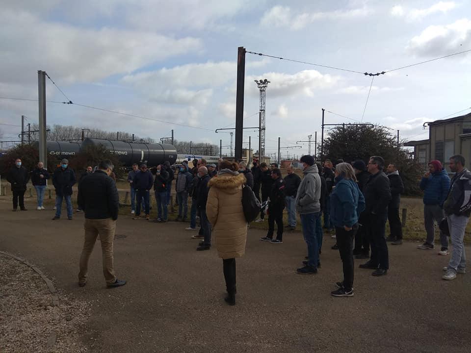Grève des conducteurs de Laroche en soutien à Nicolas