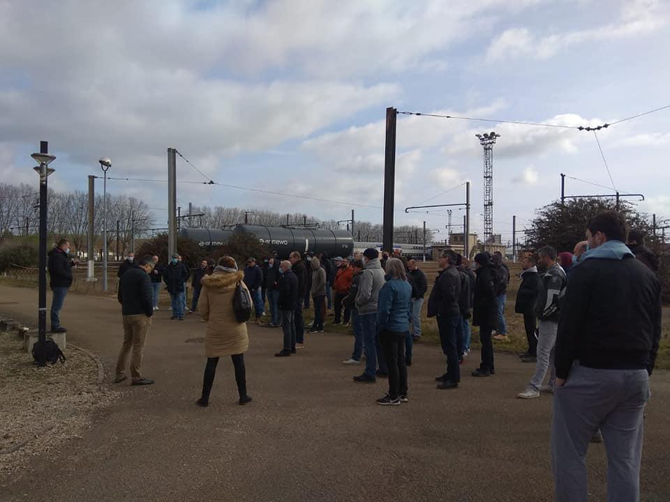 Grève des conducteurs de Laroche en soutien à Nicolas
