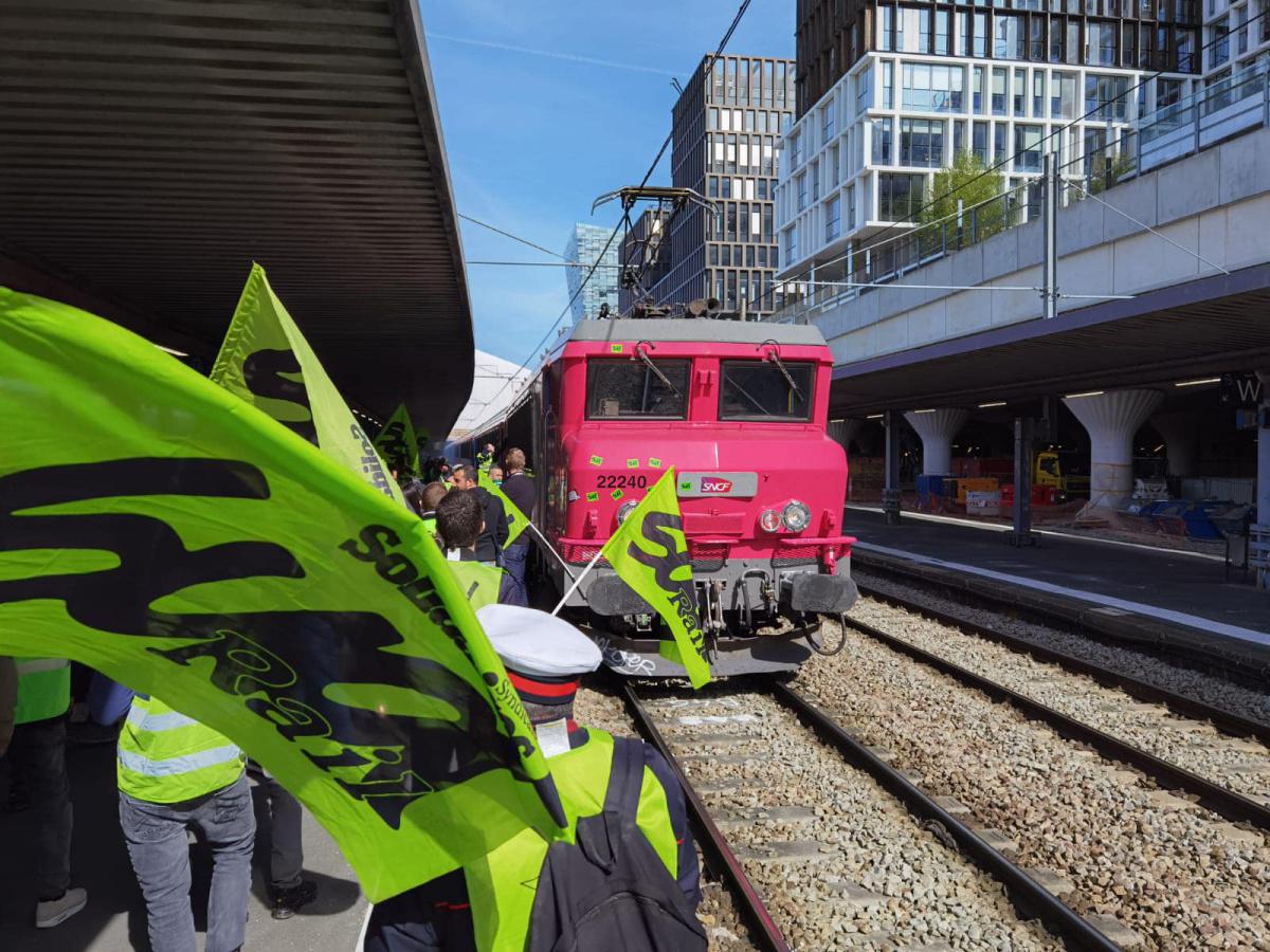 11/04/22 - Rassemblement contre la filialisation de la SNCF et des cheminot-es !