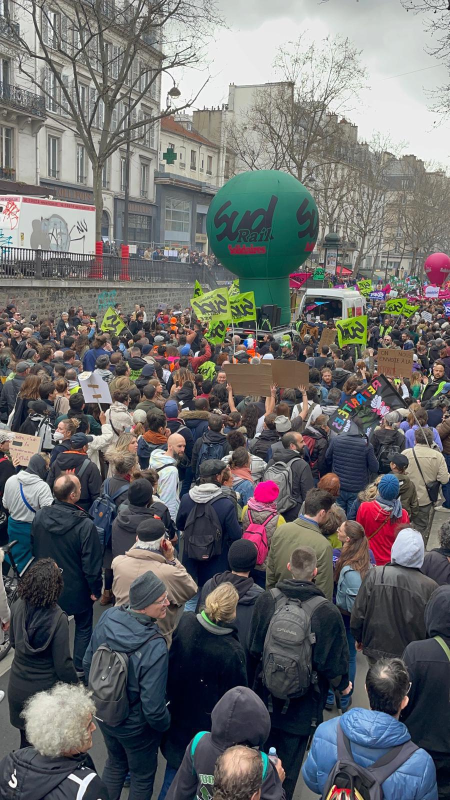 Retraites (21) - Retrait, retrait, retrait ! Retraites (21) - Retrait, retrait, retrait !