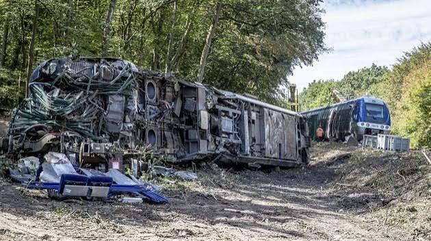 ACCIDENT FERROVIAIRE À CLÉON (NORMANDIE)NOUS NE LAISSERONS RIEN PASSER ! ACCIDENT FERROVIAIRE À CLÉON (NORMANDIE)NOUS NE LAISSERONS RIEN PASSER !