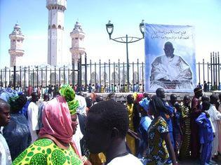 Serigne Bassirou Mbacké: «Wade doit à Touba 2 milliards»
