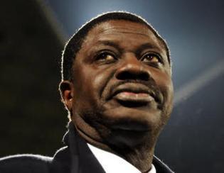 Le président de l'OM, Pape Diouf en bisbilles avec la direction du club marseillais (Photo: lesdessusdusport.fr)