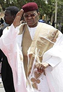 Mamadou Tandja, un ancien militaire inflexible