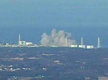 Une explosion dans une centrale nucléaire japonaise fait craindre une fuite incontrôlée de radioactivité