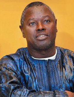 Alioune Tine a vu un document portant « recevabilité de la candidature de Me Abdoulaye Wade » à paris