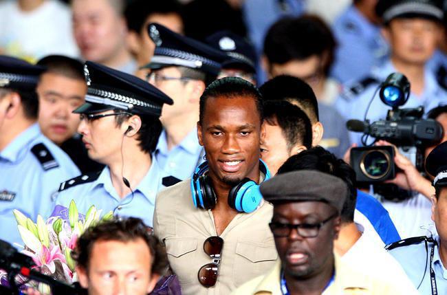 Chine : Drogba fait vendre