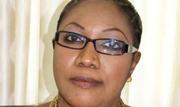 Rapport d’audits ARMP 2010: un quincailler pour organiser le cocktail de Thérèse Comba Diop pour un montant de 2.499.240 FCFA