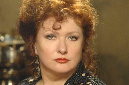 Catherine Jacob : Après avoir côtoyé les vampires, elle fait la ''Revoluciòn''