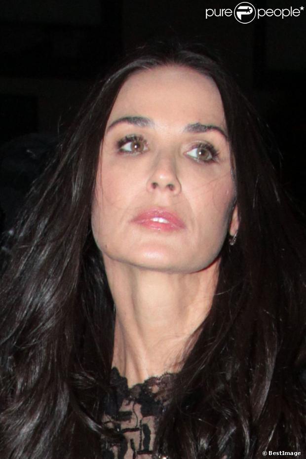 Demi Moore : une femme engagée mais "jalouse" d'Ashton Kutcher et Mila Kunis