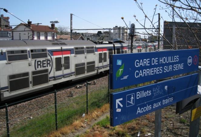 Havre - France : Une maman accouche dans le train « RER A »