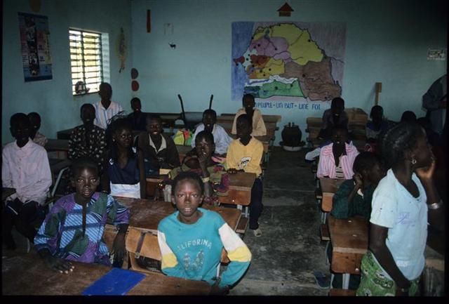 Les Etats-Unis encouragent la scolarisation dans la région de Fatick
