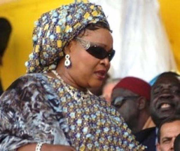 Devant les enquêteurs : Aïda NDIONGUE gifle et insulte un témoin