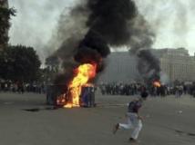 Egypte: deux policiers tués et des centaines de blessés à Port-Saïd
