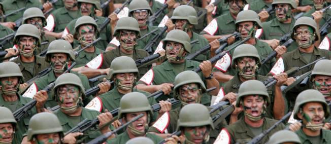 Vénézuela - Mort de Hugo Chávez: l'armée déployée