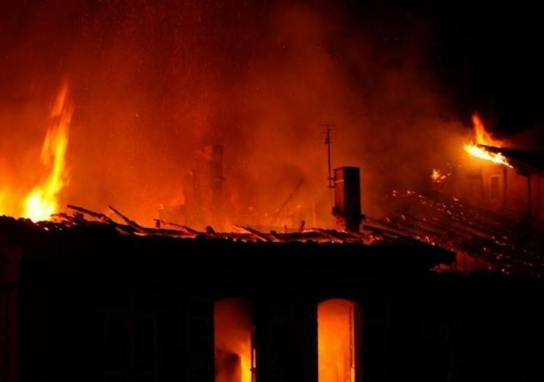 Bounkiling : Une école primaire incendiée par des gens hostiles à la fermeture des daaras