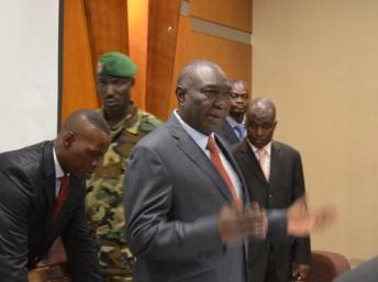 Le président autoproclamé Michel Djotodia lors de sa conférence de presse, le 4 avril 2013, à Bangui. Photo AFP / Patrick Fort