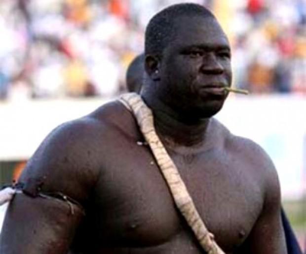 Soirée de Pape et Cheikh : Yékini promet un « retour en force » pour reconquérir son trône