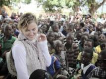 Madonna dans une école primaire du Malawi, le 2 avril 2013.