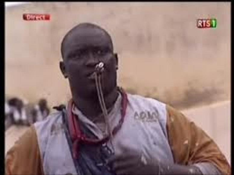 Lutte : Moussa Dioum freine Ameth Dème et rebondit