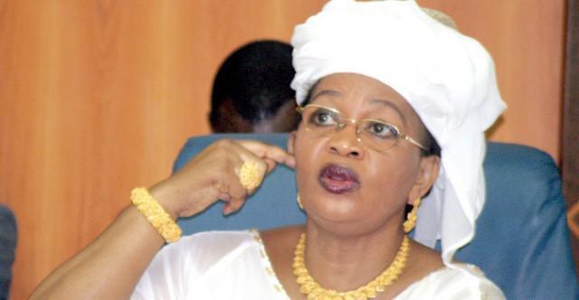 Thiès-Attaques contre Idrissa Seck : Rewmi crient halte à l’APR, traite Aïda Mbodj de « criquet politique » et invite Oumar Gueye et Pape Diouf au bercail