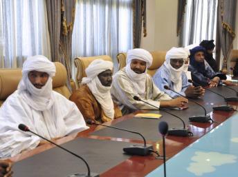 Azawad: le chef coutumier de l'Adrar des Ifoghas quitte le MNLA et rejoint le HCA