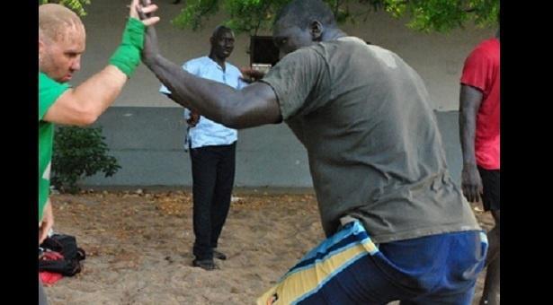 Lutte Senegal : Malick niang, «Ama Baldé m’envie parce qu’on ne m’a jamais frappé dans l’arène»